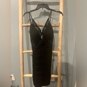 Love Nickie lew dress.